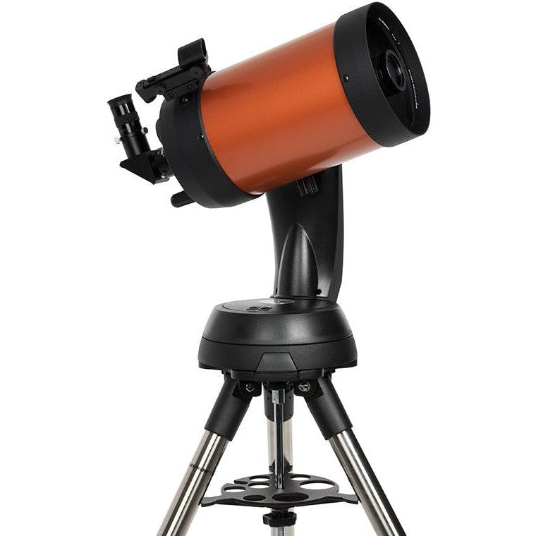 Télescope Celestron NexStar 6 SE — raquette NexStar+ et détail du tube orange