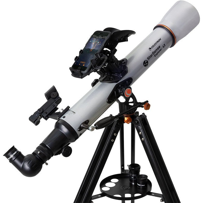 Accessoires du Celestron StarSense Explorer LT 70AZ : oculaires 25 mm et 10 mm et lentille de Barlow 2x