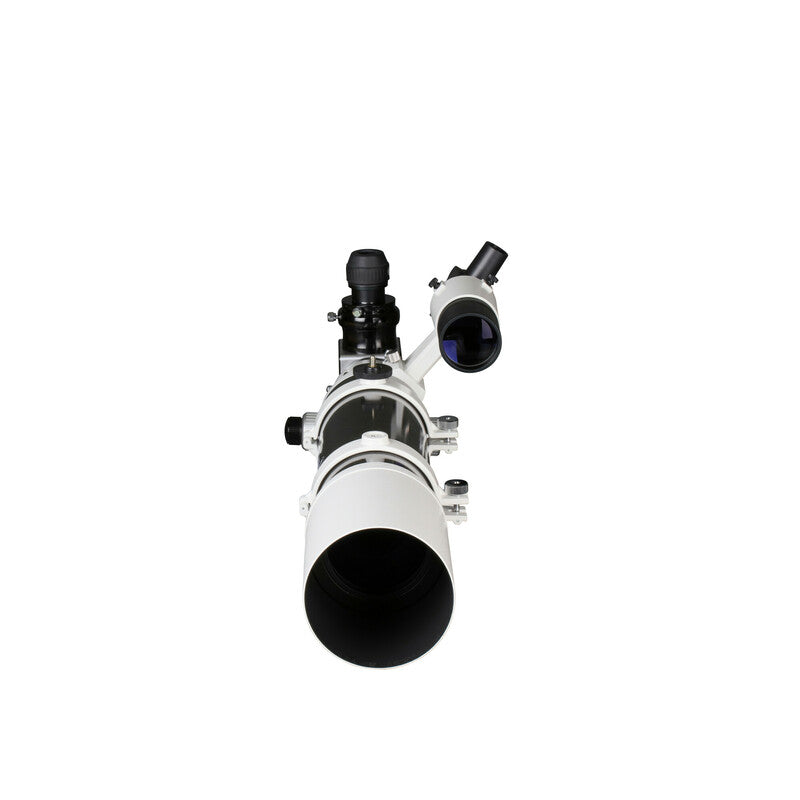 Objectif 80 mm de la lunette Sky-Watcher Evostar 80 ED vu de face, pare-buée rétractable déployé